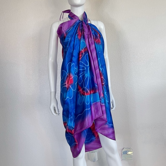 Swimsuit coverup sarong tie dye design from Aruba - Picture 12 of 12